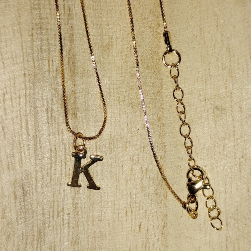 Initial 'K' Pendant Necklace - Picture 2 of 3
